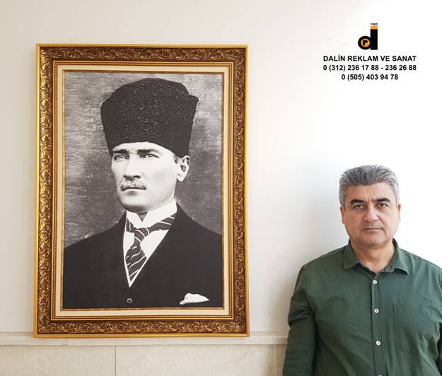 MAKAM ODASI ATAT�RK PORTRES� TABLOSU 7641 �ER�EVE S�YAH BEYAZ